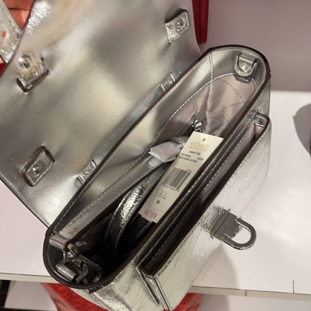Michael Kors Manhattan Medium School Satchel - Picture 13 of 16